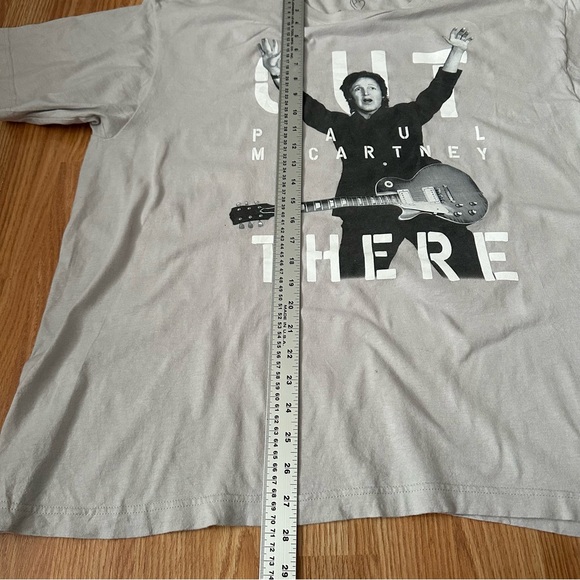 Paul McCartney Tour T-Shirt Out There 2013 Milwaukee XL - Picture 5 of 5